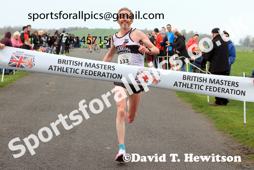 Mens and Womens 2025 Heaton Memorial 10k Road Race, Newcastle Town Moor, Sunday, November 9th. Photo: David T. Hewitson/Sports for All Pics